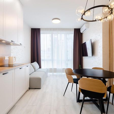 Petrovdom 196-107-103-180 In The Residential Complex "Yaroslaviv Grad" Apartment เคียฟ ภายนอก รูปภาพ
