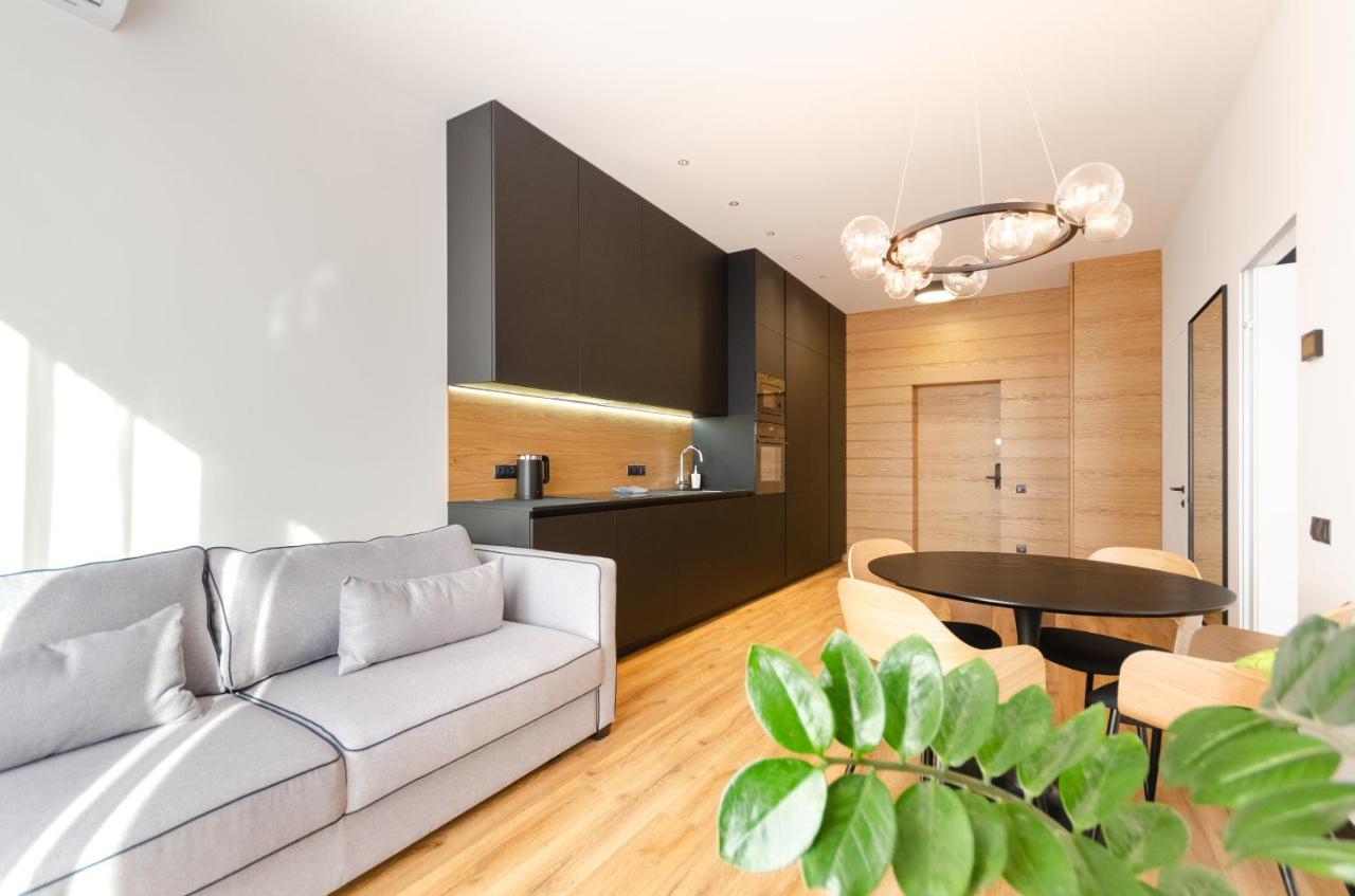 Petrovdom 196-107-103-180 In The Residential Complex "Yaroslaviv Grad" Apartment เคียฟ ภายนอก รูปภาพ