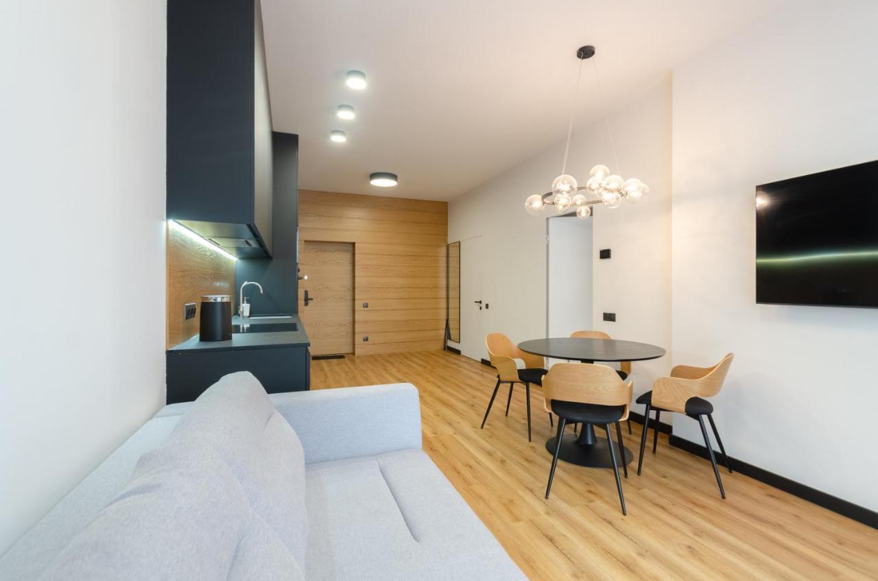 Petrovdom 196-107-103-180 In The Residential Complex "Yaroslaviv Grad" Apartment เคียฟ ภายนอก รูปภาพ