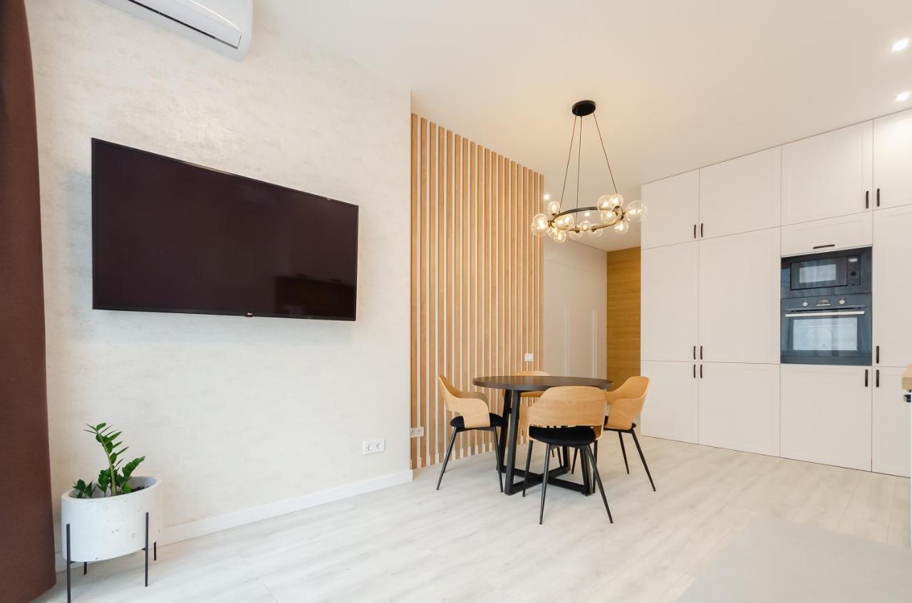 Petrovdom 196-107-103-180 In The Residential Complex "Yaroslaviv Grad" Apartment เคียฟ ภายนอก รูปภาพ